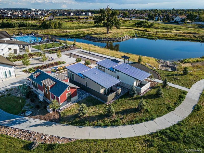 Community amenities in , Aurora (Image 15).