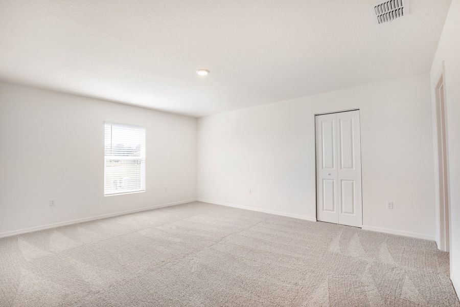 Spacious, unfurnished interior of a new home in Palm Bay, Palm Bay (Image 19).