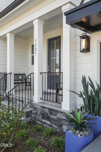 RDU_HighGroveOaks_Prescott_Model_Exterio RDU_HighGroveOaks_Prescott_Model_Exterio