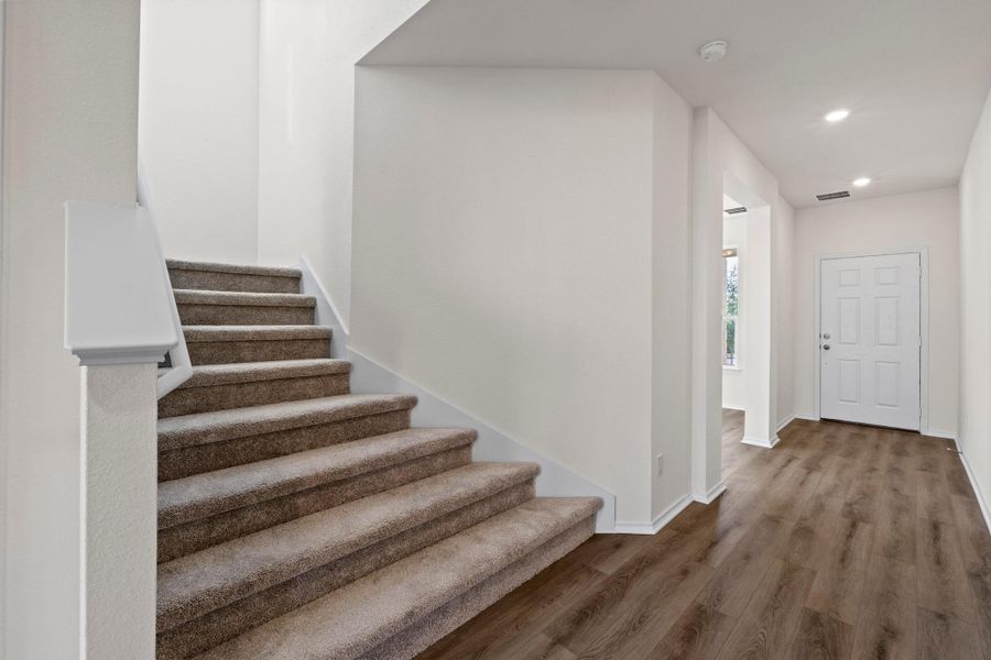 Spacious, unfurnished interior of a new home in Salerno - Heritage Collection, Round Rock (Image 27). Spacious, unfurnished interior of a new home in Salerno - Heritage Collection, Round Rock (Image 27).