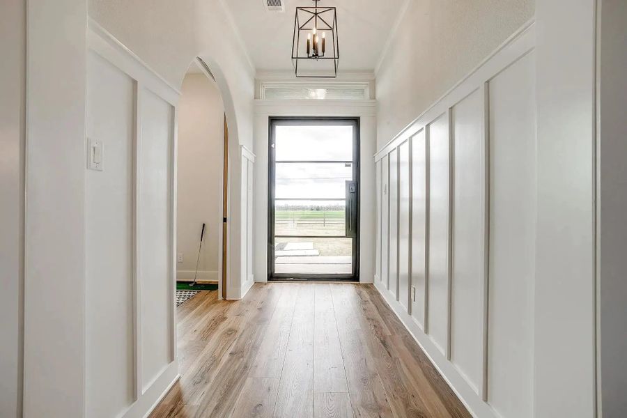 Representative unfurnished interior of a home built from the The Carley by Elmwood Custom Homes in Byrum Ranch, Maypearl (Image 44).