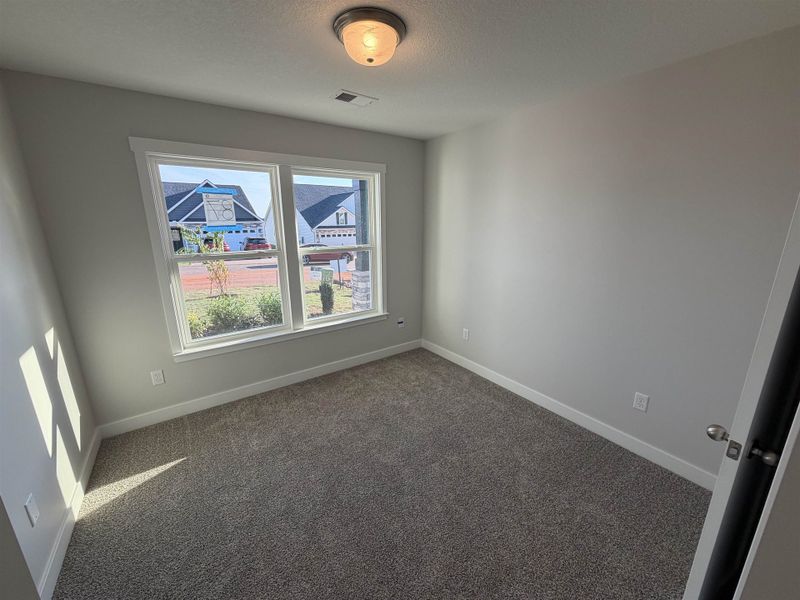 Spacious, unfurnished interior of a new home in Cleveland Meadows, Spartanburg (Image 11).