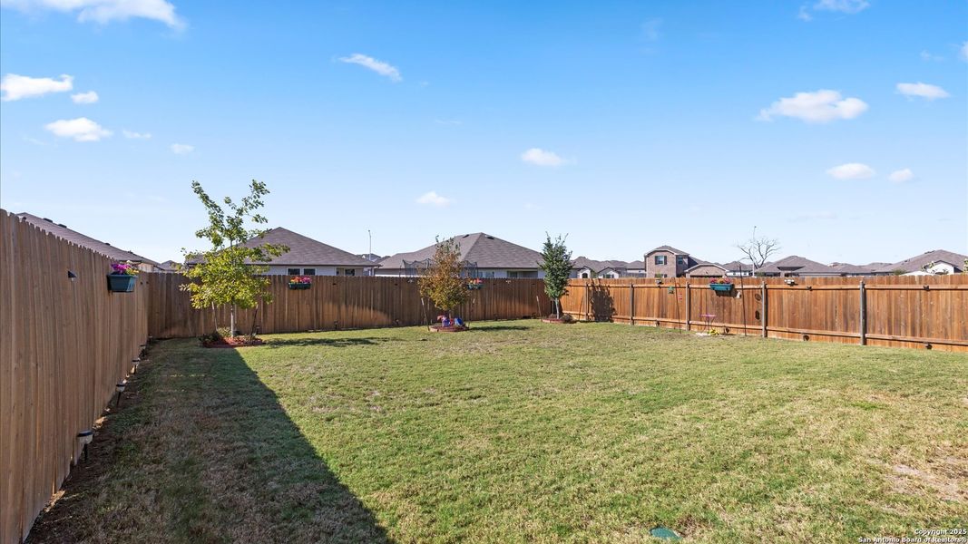 Exterior details and patio area of a home in Arroyo Ranch, Seguin (Image 22).
