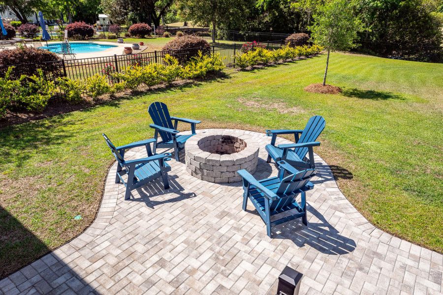 Community amenities in , Charleston (Image 65).