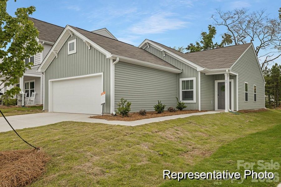 Front exterior of a new home in Edgewater Lakeview On Your Lot, Lancaster, SC, highlighting curb appeal (Image 1). Front exterior of a new home in Edgewater Lakeview On Your Lot, Lancaster, SC, highlighting curb appeal (Image 1).