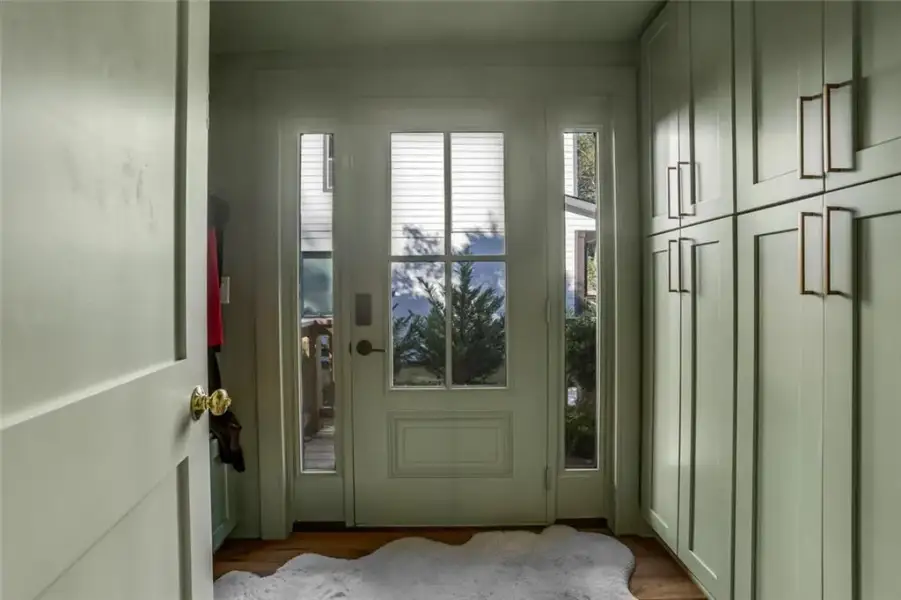 Image 36 of a home in .