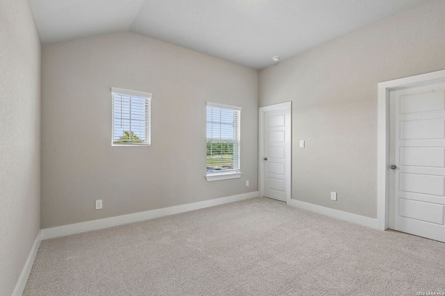 Spacious, unfurnished interior of a new home in Fox Falls, Boerne (Image 32). Spacious, unfurnished interior of a new home in Fox Falls, Boerne (Image 32).