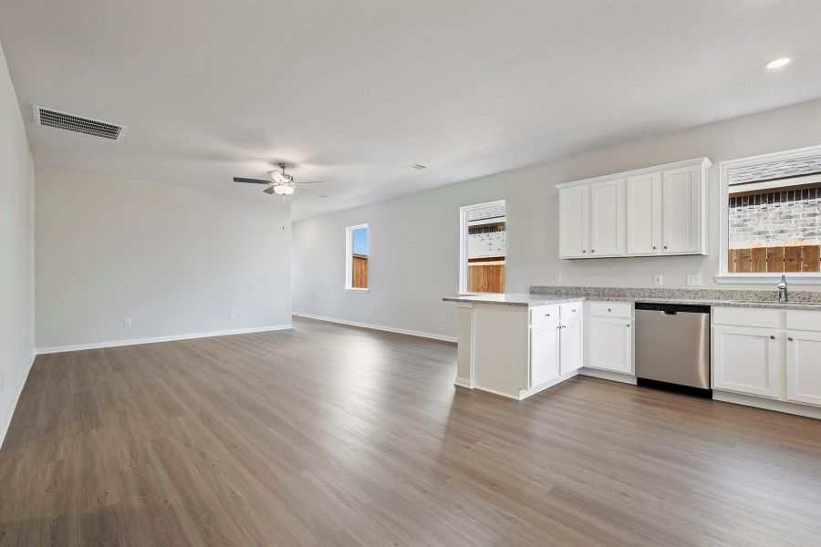 Spacious, unfurnished interior of a new home in Vacek Country Meadows, Richmond (Image 9). Spacious, unfurnished interior of a new home in Vacek Country Meadows, Richmond (Image 9).