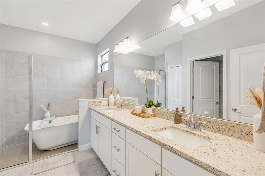 Furnished interior view inside a new home in , Bradenton (Image 20).