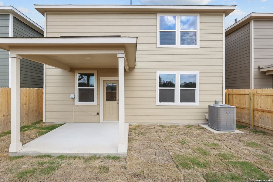 Exterior details and patio area of a home in Senna, Leon Valley (Image 3).
