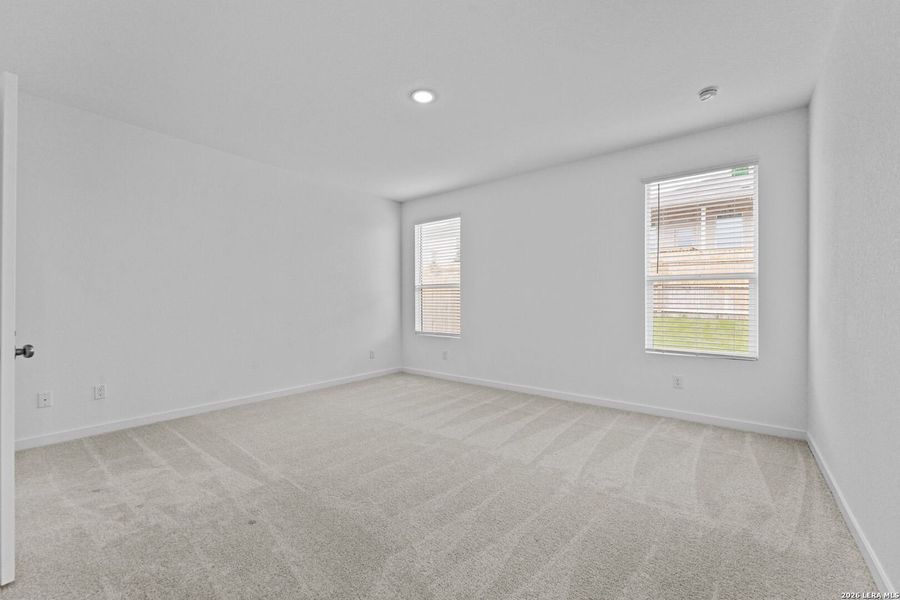 Spacious, unfurnished interior of a new home in Grace Valley, Marion (Image 15).