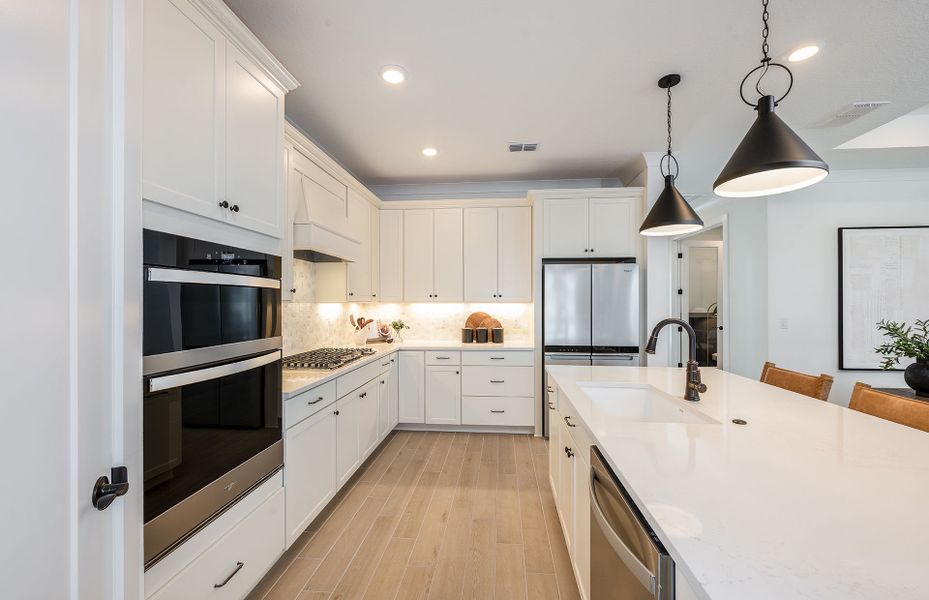 Representative furnished interior of a home built from the Mystique by Pulte Homes in Riversong, Parrish (Image 9).