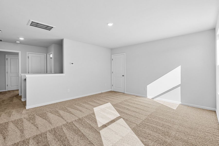 Spacious, unfurnished interior of a new home in Fieldstone, Lexington (Image 30). Spacious, unfurnished interior of a new home in Fieldstone, Lexington (Image 30).