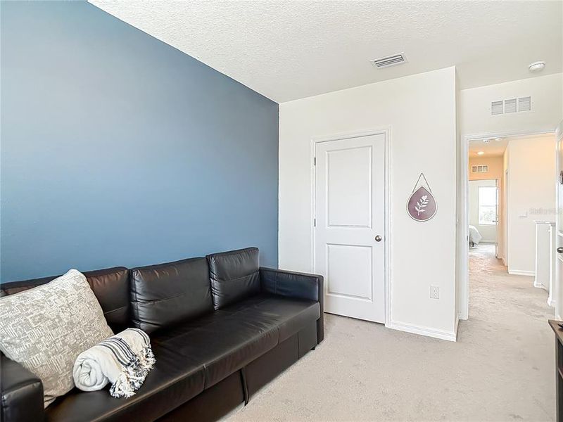 Furnished interior view inside a new home in , Wesley Chapel (Image 41).