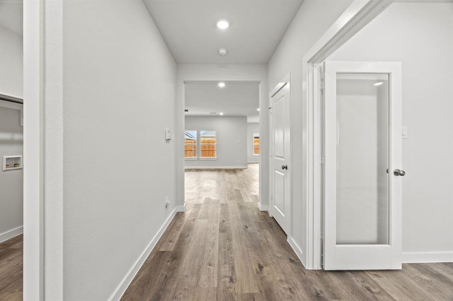 Spacious, unfurnished interior of a new home in Summerwood Estates, Red Oak (Image 13).