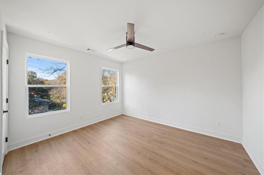 Spacious, unfurnished interior of a new home in , Atlanta (Image 33). Spacious, unfurnished interior of a new home in , Atlanta (Image 33).