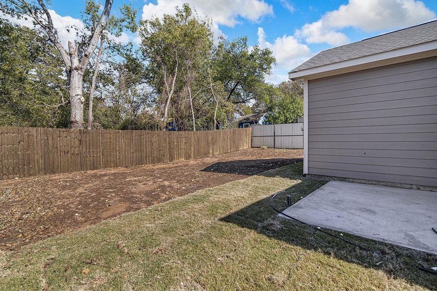 Exterior details and patio area of a home in , Fort Worth (Image 2).