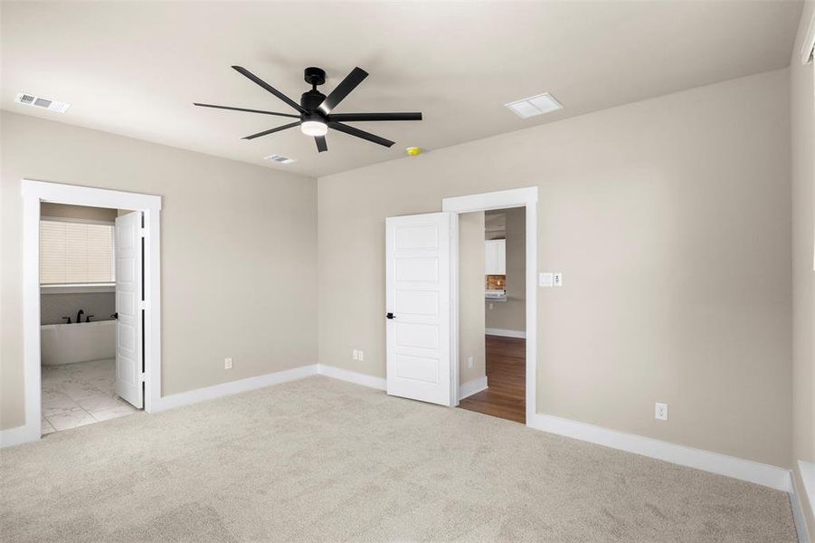 Spacious, unfurnished interior of a new home in , Italy (Image 25). Spacious, unfurnished interior of a new home in , Italy (Image 25).