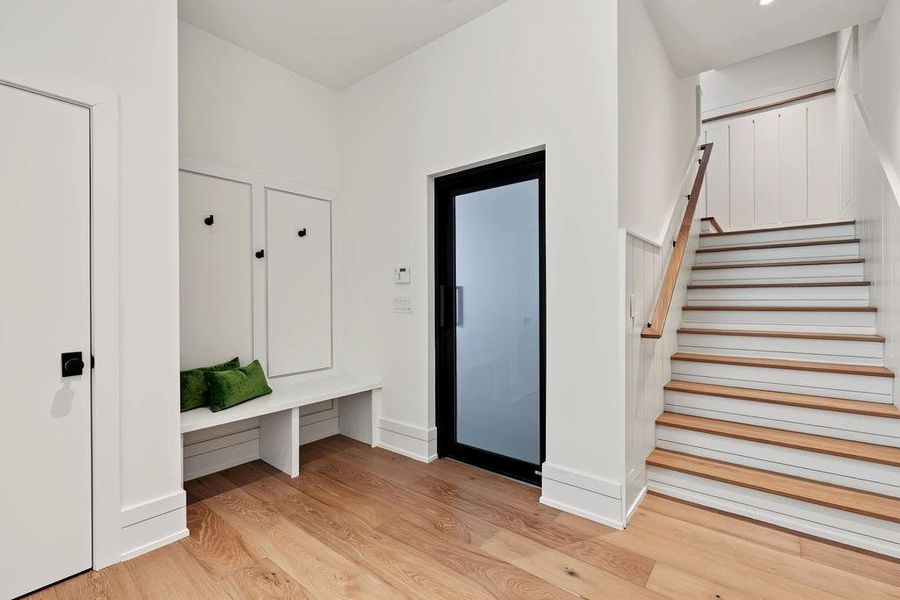 Image 102 of a home in .