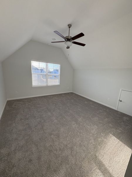 Spacious, unfurnished interior of a new home in Burton Farms, Smyrna (Image 20).
