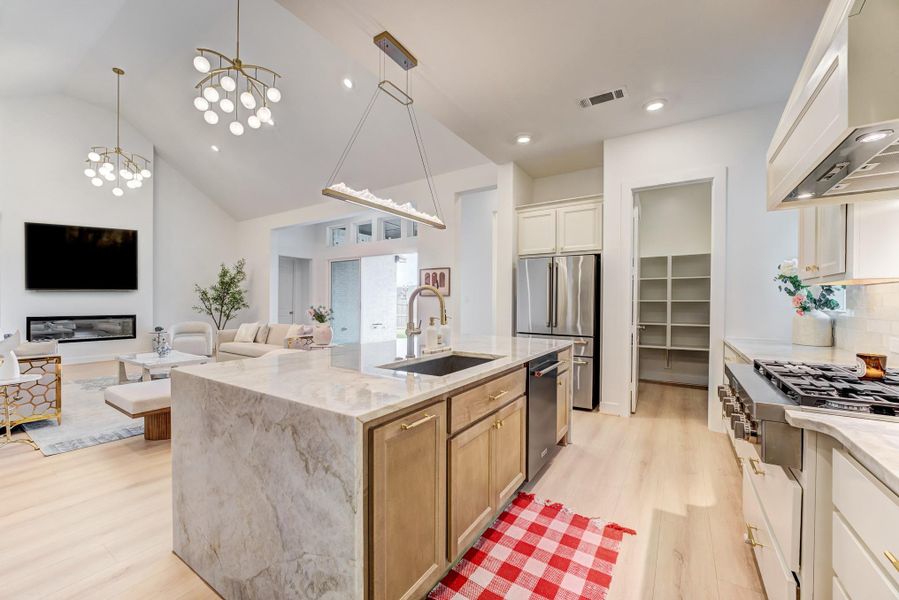 Furnished interior view inside a new home in , Missouri City (Image 13).
