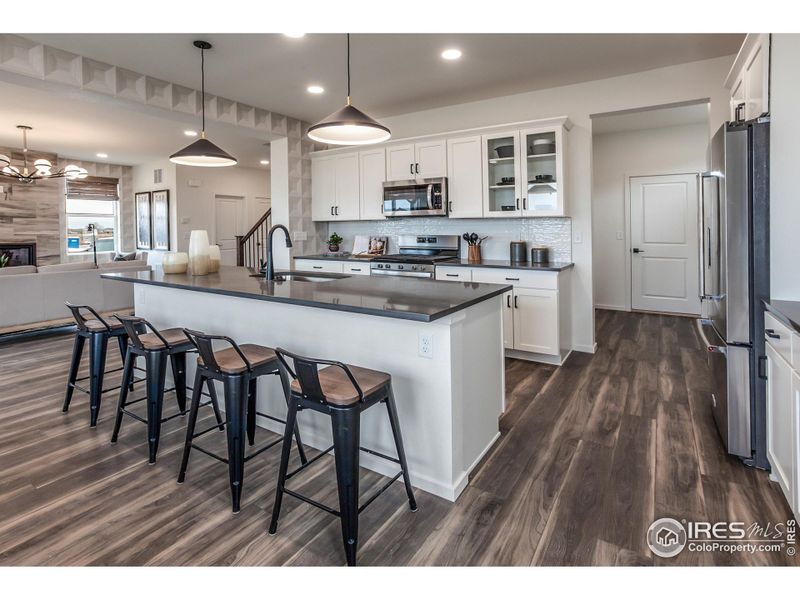 EXAMPLE PHOTO: KITCHEN EXAMPLE PHOTO: KITCHEN