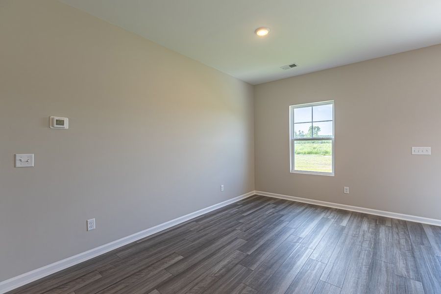 Representative unfurnished interior of a home built from the Dillon II by Great Southern Homes in Shady Grove, Conway (Image 46).
