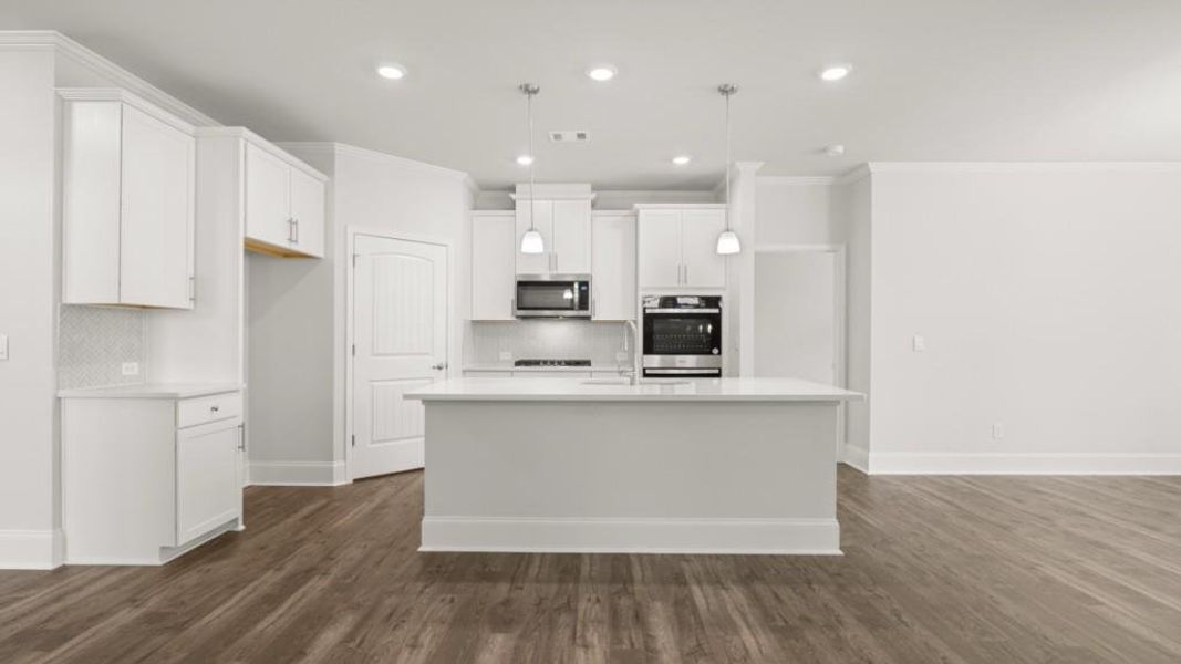Furnished interior view inside a new home in , Dallas (Image 10).