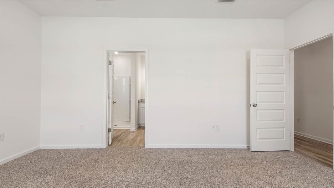 Representative unfurnished interior of a home built from the Aspen by D.R. Horton in Owl's Head East, Freeport (Image 26).