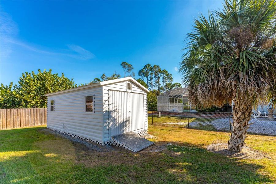 Exterior details and patio area of a home in , Punta Gorda (Image 35).