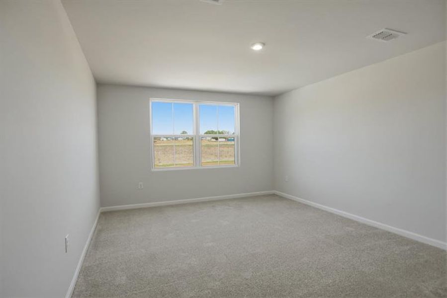 Spacious, unfurnished interior of a new home in Beech Glen, Anderson (Image 19).