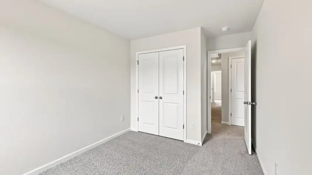 Spacious, unfurnished interior of a new home in Covington Village, Greer (Image 22).