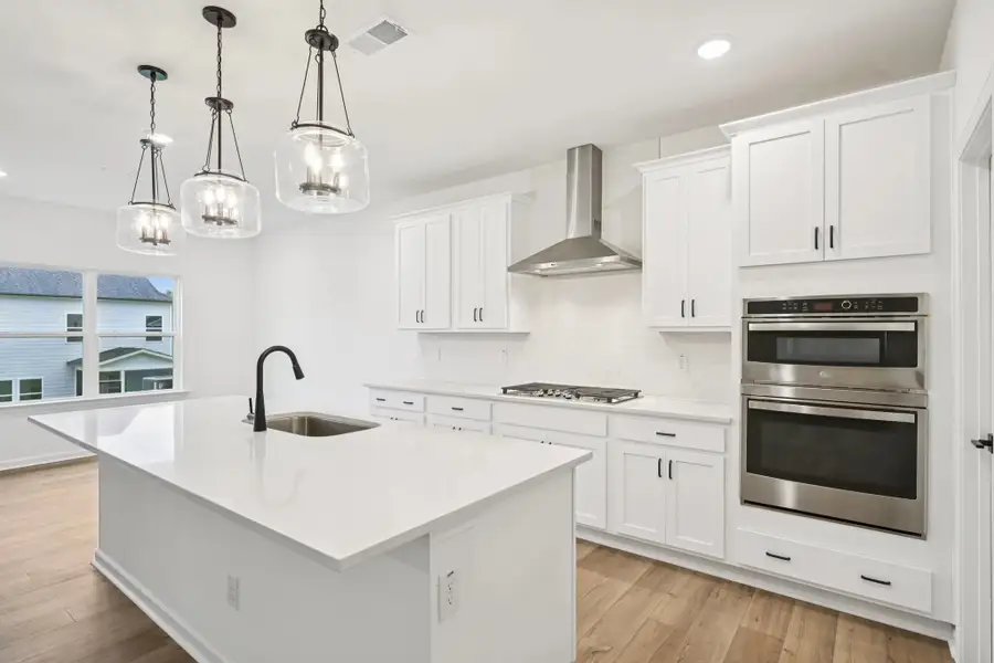Representative images and renderings are for illustrative purposes. Actual structural options and design finishes of home may vary. Representative images and renderings are for illustrative purposes. Actual structural options and design finishes of home may vary.