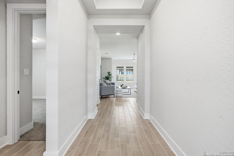 Spacious, unfurnished interior of a new home in Alsatian Oaks, Castroville (Image 21).