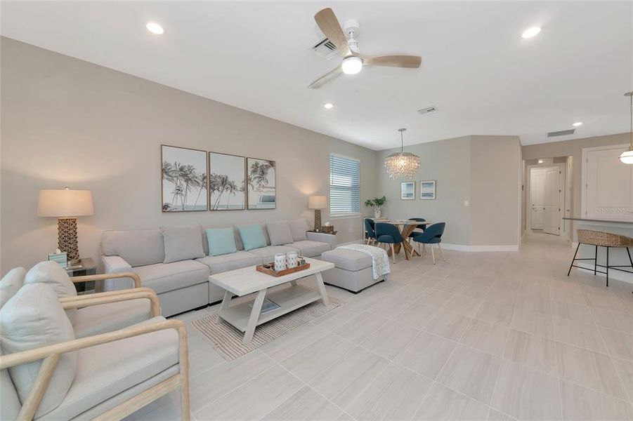 Furnished interior view inside a new home in , Englewood (Image 16).
