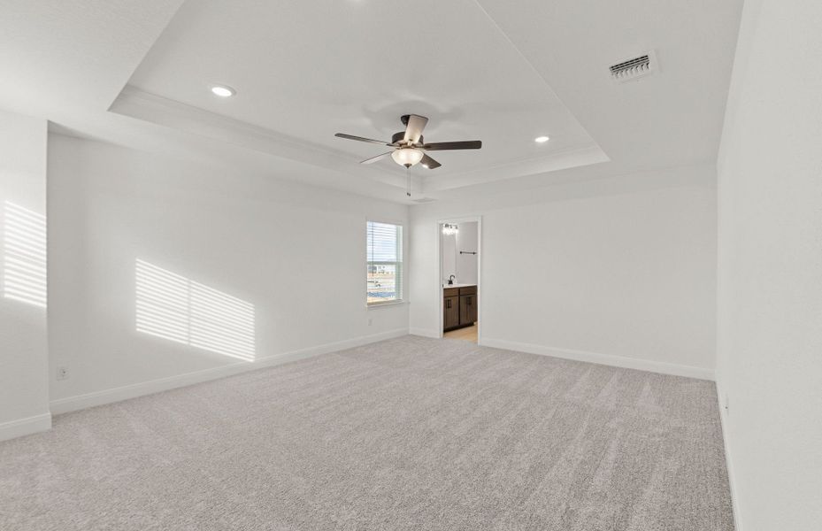 Spacious, unfurnished interior of a new home in Patterson Ranch, Georgetown (Image 45).