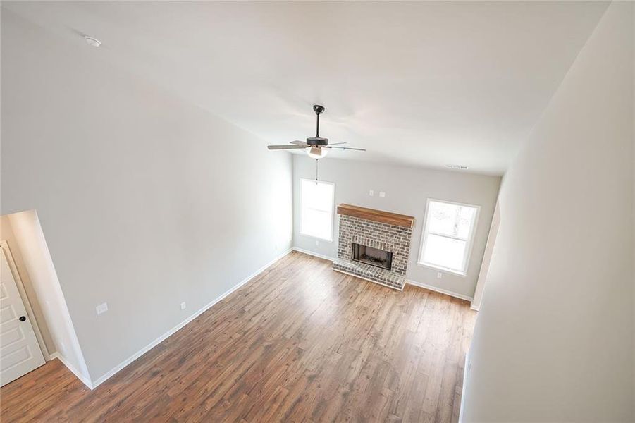 Spacious, unfurnished interior of a new home in , Dawsonville (Image 16).