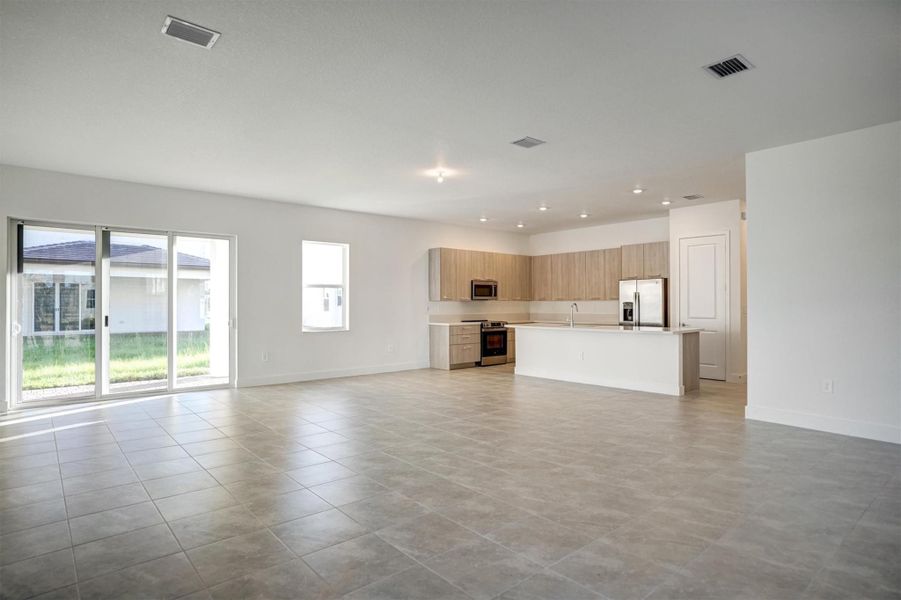 Large island in kitchen