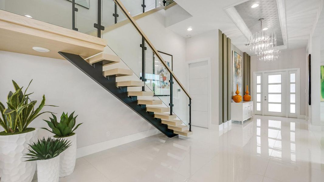 Model Photo used for reference Model Photo used for reference