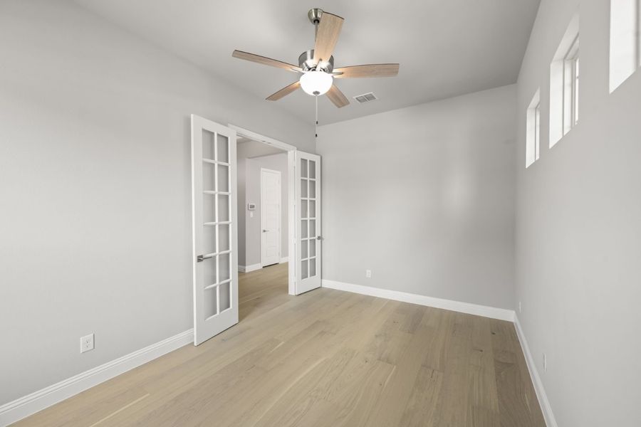 Representative unfurnished interior of a home built from the Austin by Windsor Homes in Walton Ridge, Corinth (Image 16). Representative unfurnished interior of a home built from the Austin by Windsor Homes in Walton Ridge, Corinth (Image 16).
