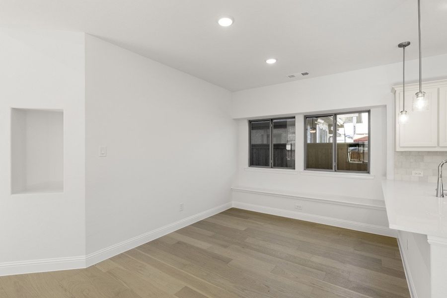 Representative unfurnished interior of a home built from the Trentino by Pacesetter Homes in Keeneland, Aubrey (Image 22).
