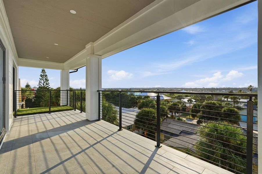 Exterior details and patio area of a home in , Flagler Beach (Image 32).