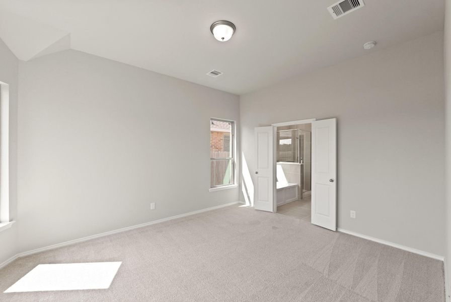 Spacious, unfurnished interior of a new home in The Trails, New Caney (Image 30).