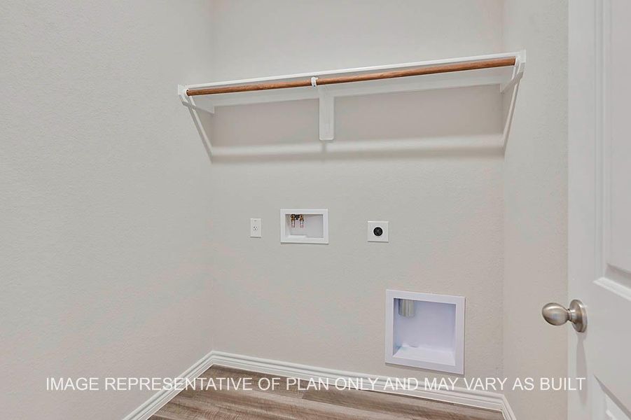 Representative furnished interior of a home built from the Sonoma by D.R. Horton in Southern Pointe, College Station (Image 13). Representative furnished interior of a home built from the Sonoma by D.R. Horton in Southern Pointe, College Station (Image 13).