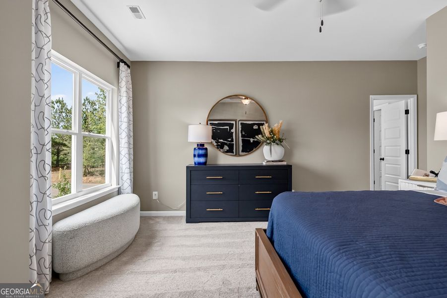Furnished interior view inside a new home in Stonebridge North, Macon (Image 33).
