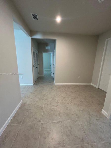 Spacious, unfurnished interior of a new home in Brooks Landing, Titusville (Image 11).