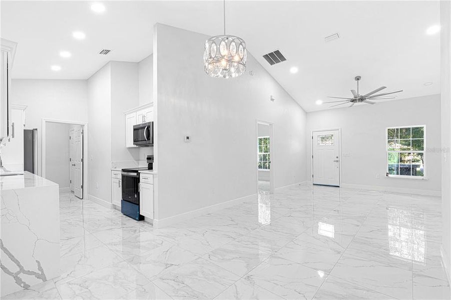 Spacious, unfurnished interior of a new home in , Summerfield (Image 22).