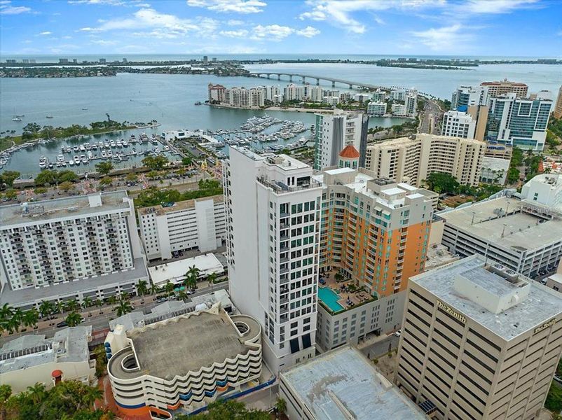 Condo located in Sarasota, FL showcasing its design and architecture (Image 31). Condo located in Sarasota, FL showcasing its design and architecture (Image 31).