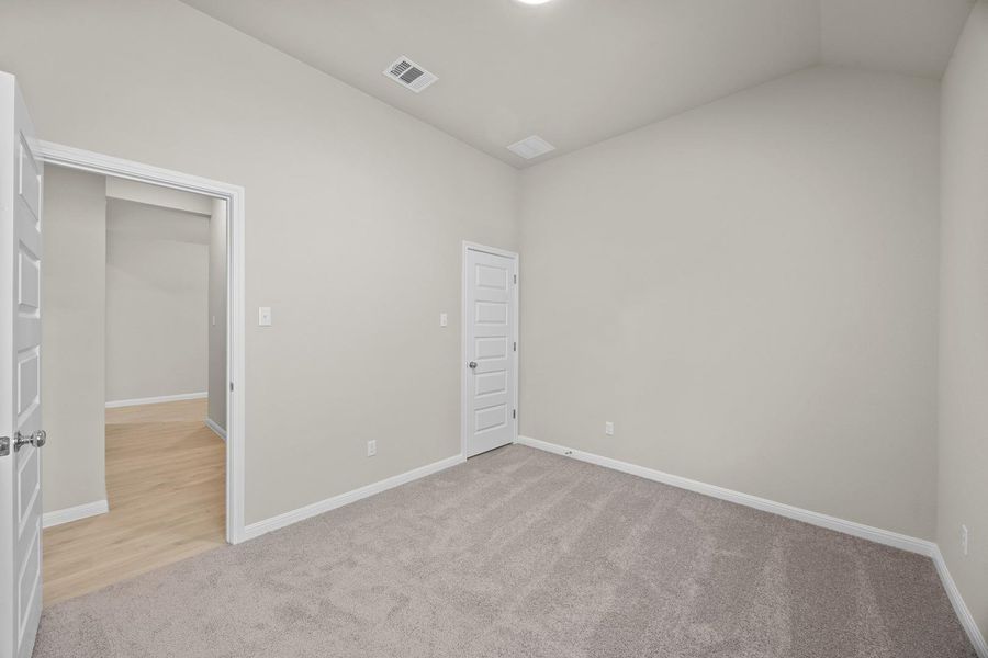 Spacious, unfurnished interior of a new home in Trinity Ranch, Elgin (Image 21). Spacious, unfurnished interior of a new home in Trinity Ranch, Elgin (Image 21).