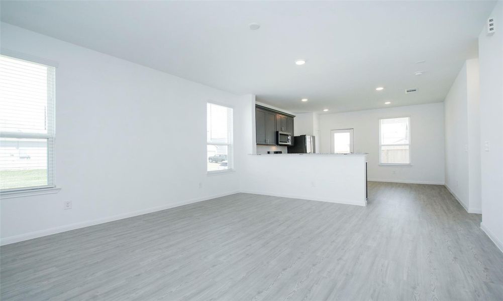 Spacious, unfurnished interior of a new home in Windrow, Hockley (Image 15).